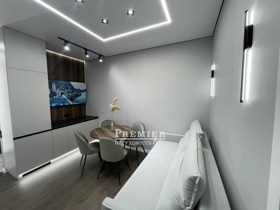 Заходи и живи! Квартира с ремонтом мебелью и техникой