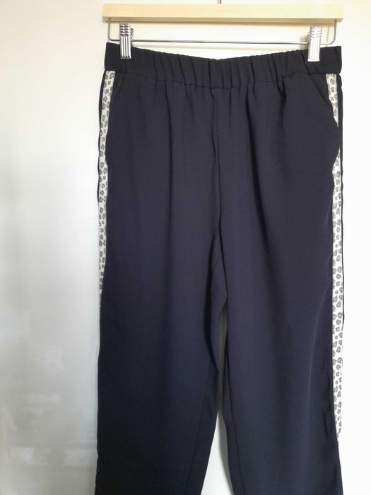 Granatowe spodnie Reserved r. 38