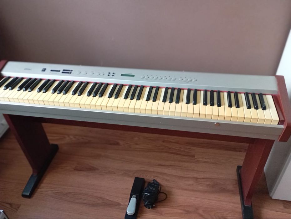 Pianino cyfrowe HEMINGWAY bardzo dobry stan