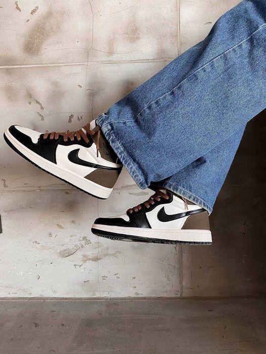 Jordan 1 Retro Dark Mocha
