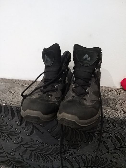 Buty za kostkę McKinley 39