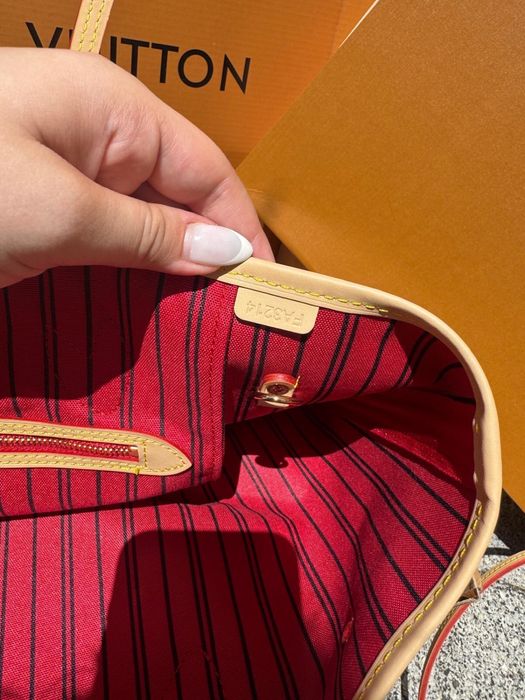Louis Vuitton Neverfull Monogram - original