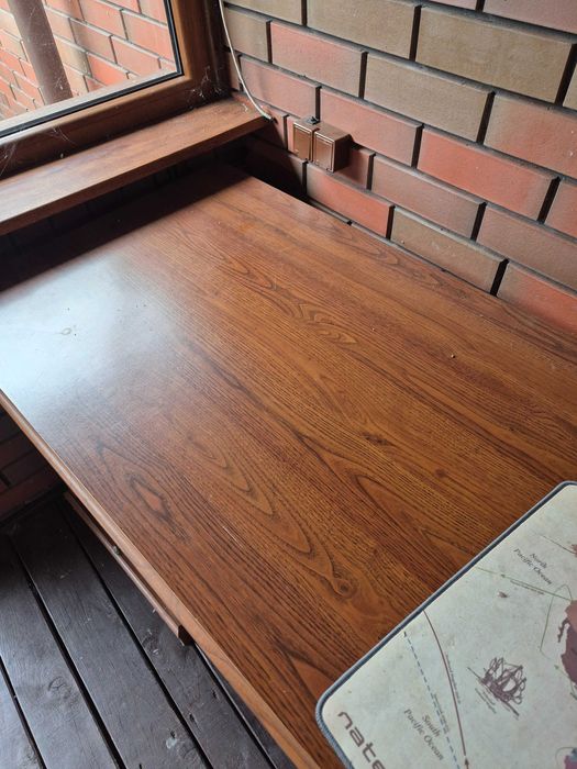 Witryna KENT black red white ciemne drewno