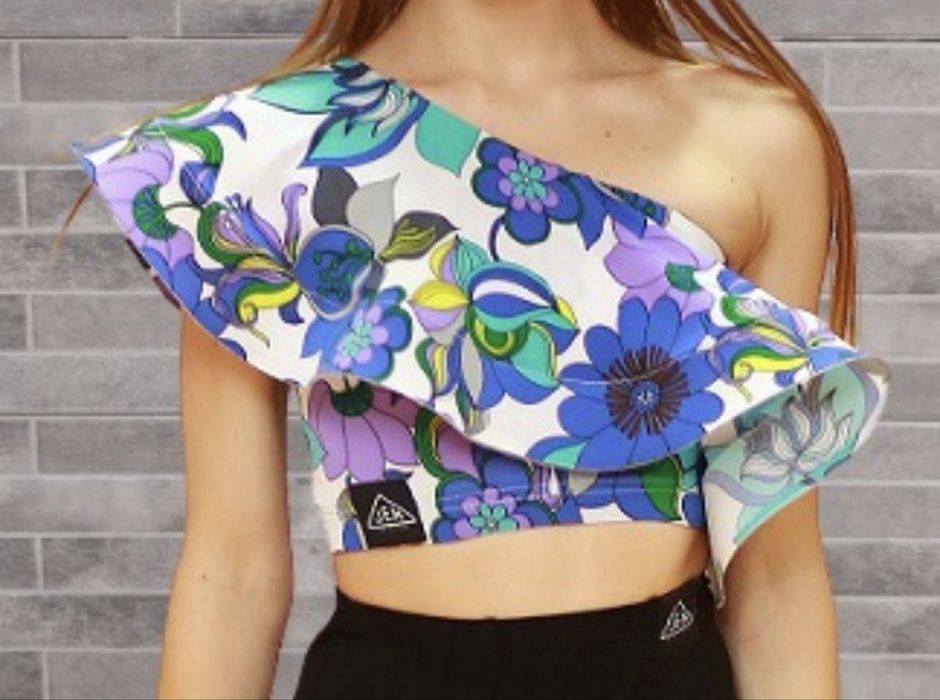 Квітка у волосся ручноі роботи