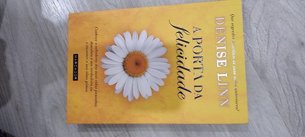 Livro "A porta da Felicidade"