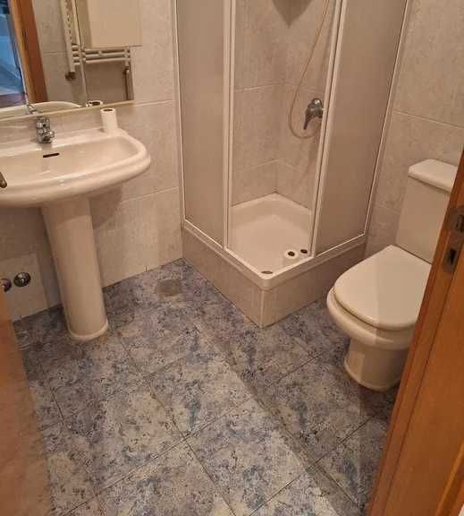 Amadora T2 renovado com parqueamento