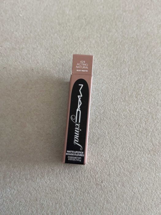 MAC Cosmetics MACximal Silky Matte Lipstick матуюча помада Acting natural