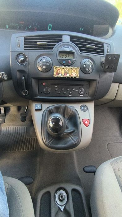 Продаєть авто Renault Scenic Megane 2006 року газ/бензин. 7 місць 205т пробіг.