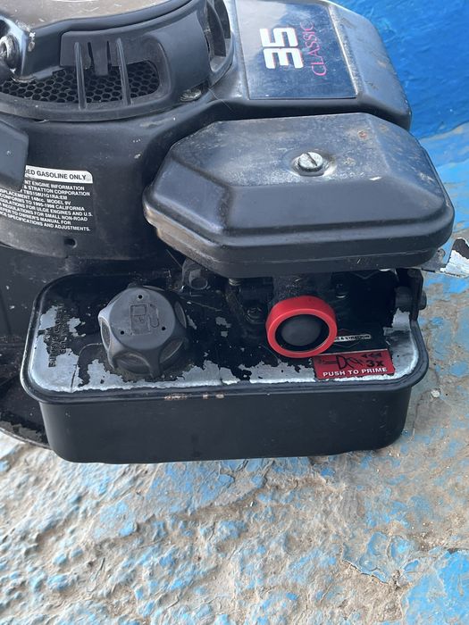 Продам двигатель BRIGGS & STRATION