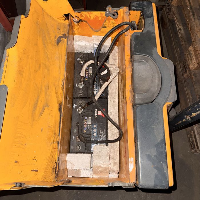 Podnośnik elektryczny Paleciak Akumulatorowy Jungheinrich EJE 120