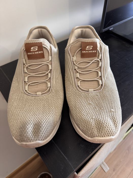 Tenis skechers 48,5 EU com memory foam
