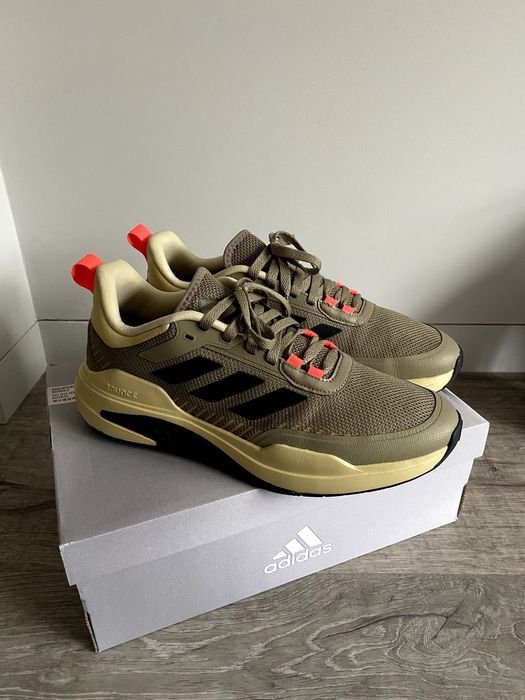 Кросівки Adidas Trainer V Performance GX0726 розмір 9UK 43 1/3: 1