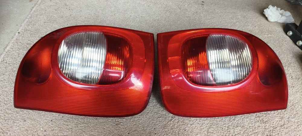 Citroen Xara Picasso lampy tylne