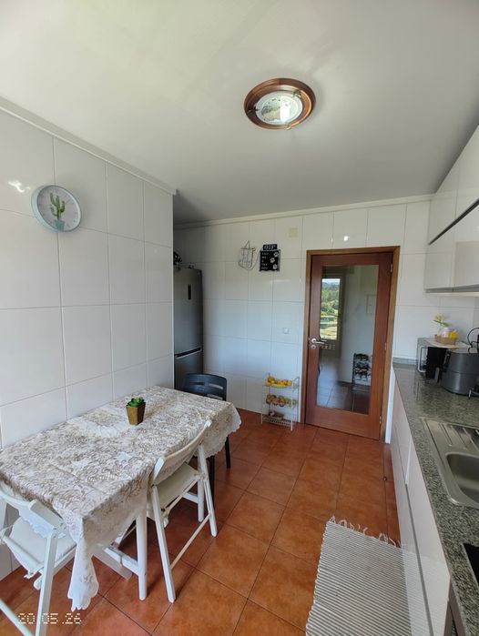 Apartamento T2 em Paredes