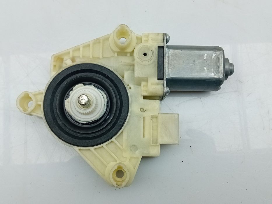 Motor vidro frente direito MERCEDES-BENZ Classe C (W205)