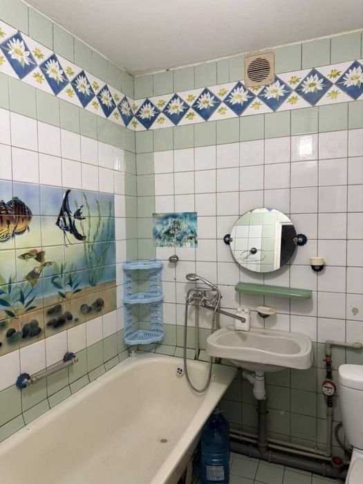 Продам 1к квартиру на Садах-2, 37кв.м. 2/5 пов, цегла