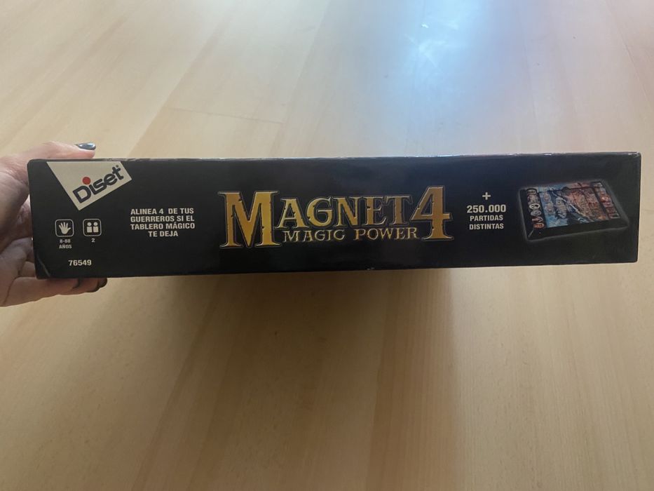 Jogo de magia com magnets +8 anos novo