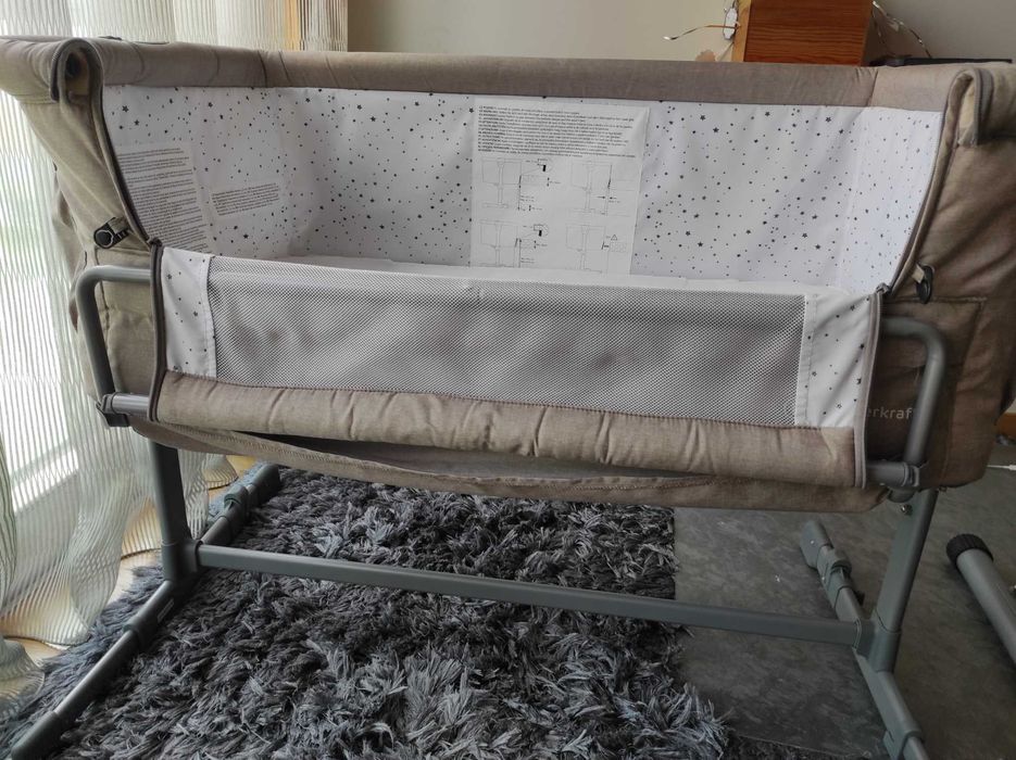 alcofa/berço para lado da cama da Kindercraft