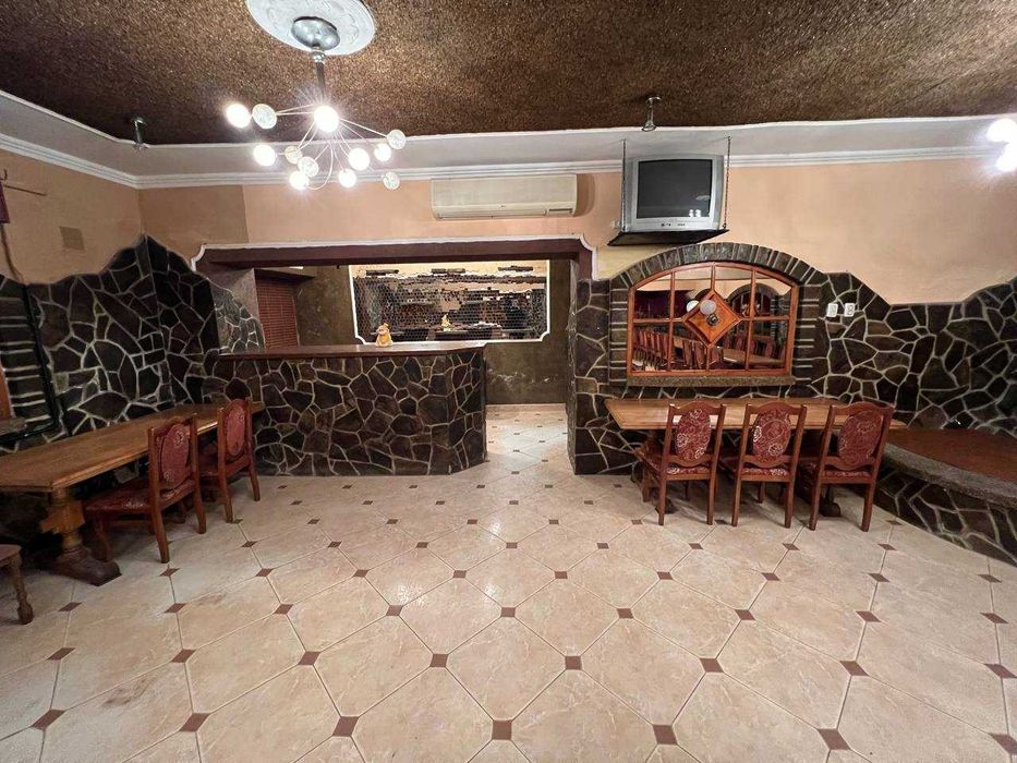 Здається в оренду приміщення м. Берегове 120м2