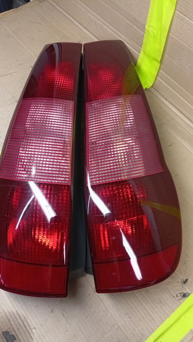 Fiat Punto II komplet lamp tylnych