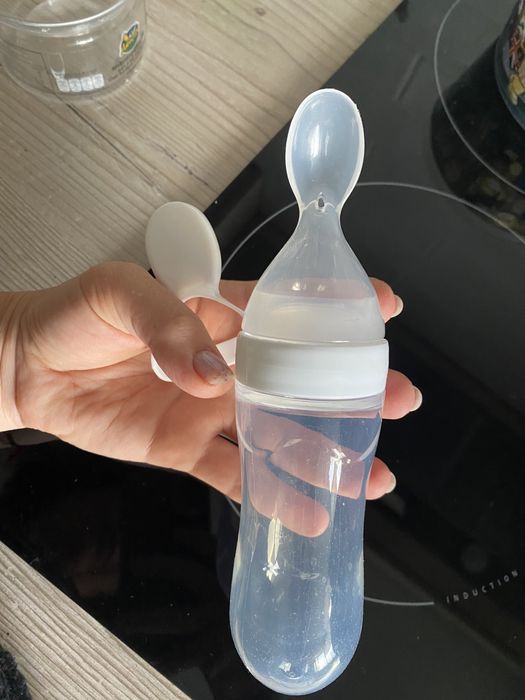 Пляшка дитяча першого прикорму