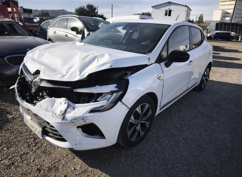Renault Clio GPL para peças
