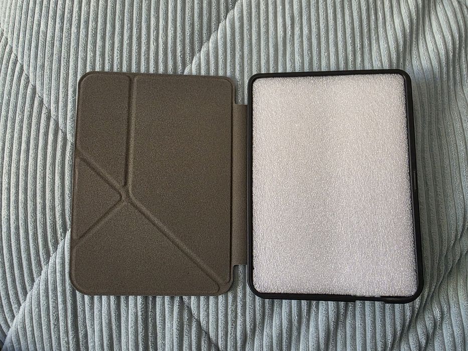 Capa Kobo Clara BW e Colour - Nova a estrear