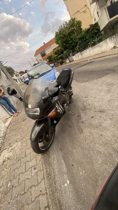Kawasaki zzr 600