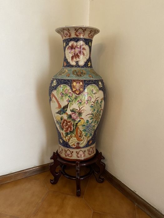 Pote decorativo em loica