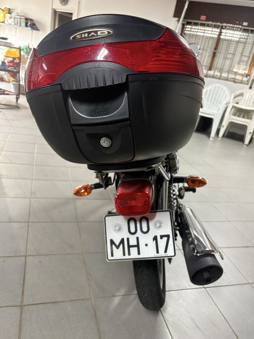 Mota Yamaha YBR 125 costum