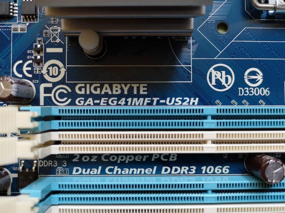 Материнська плата  Socket 775  Gigabyte GA-EG41MFT-US2H