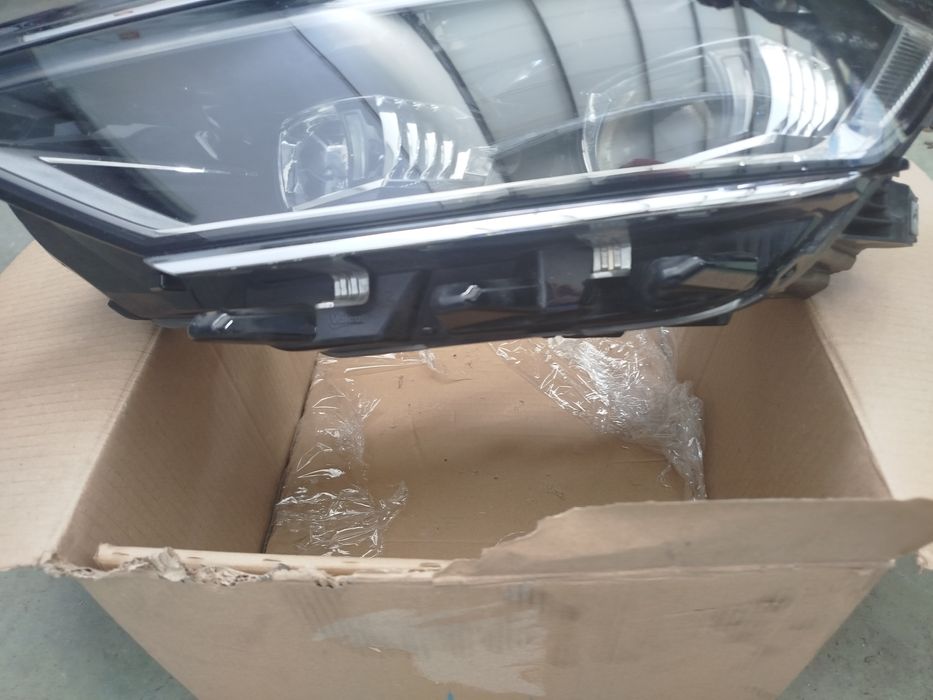 Passat de 2019 Ótica esquerda ORIGINAL