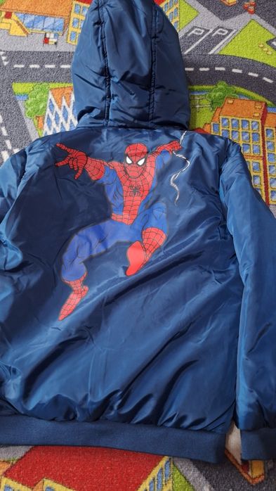 Kurtka spider man 140