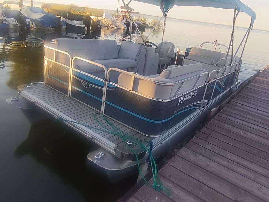 Katamaran Apex Qwest 820 LS