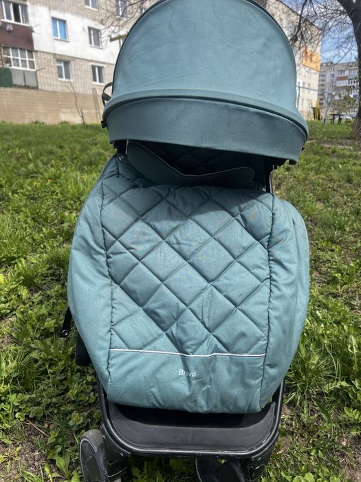 Коляска дитяча фірми Bravo