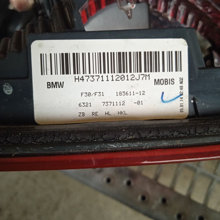 Sprzedam komplet uzywanych lamp tył BMW F30-F31.