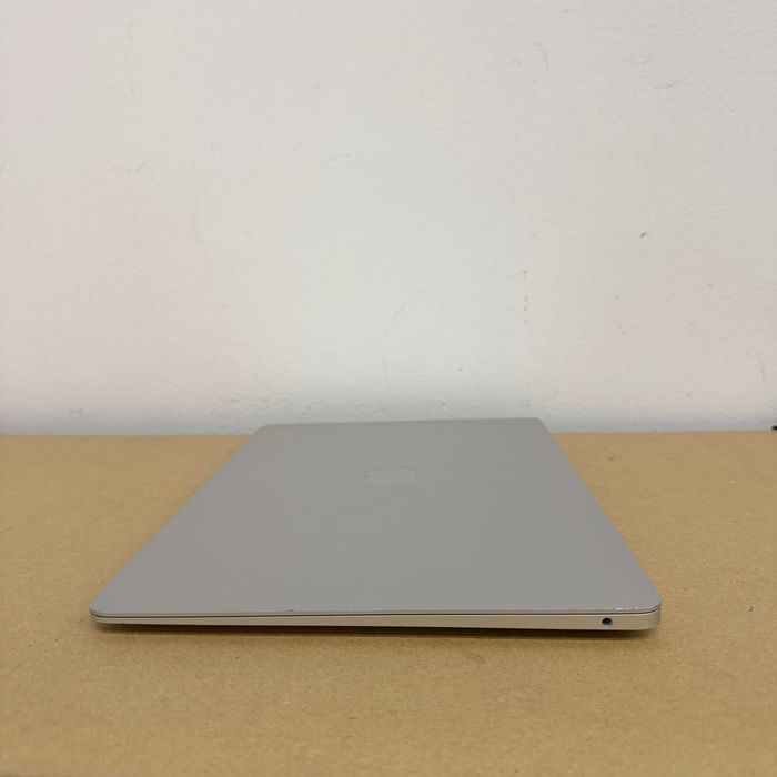 Macbook Air 2019 { i5 | 8gb | 256 ssd) Гарантія . 08586SV
