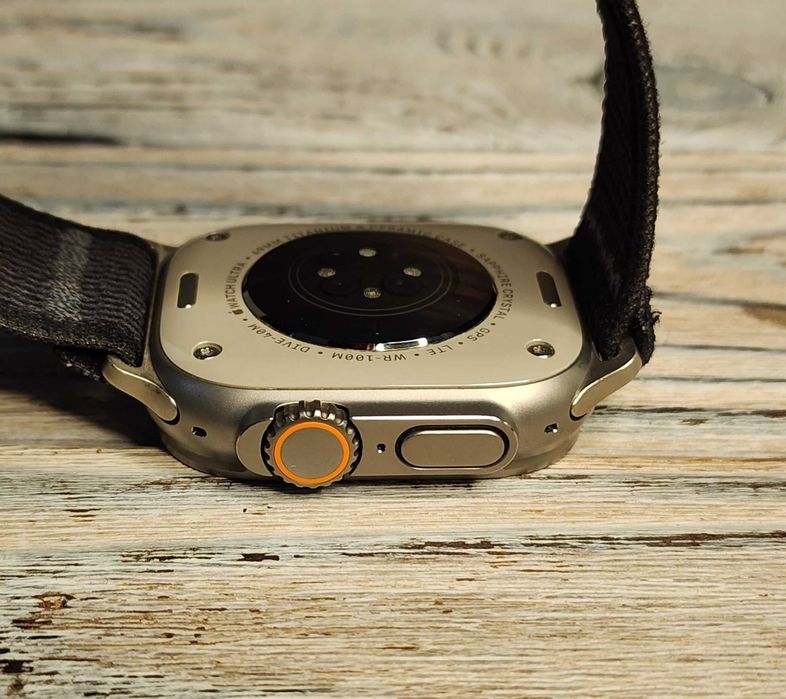 Apple Watch Ultra 2 49mm Trail Loop Black | 420$ | EmojieStore