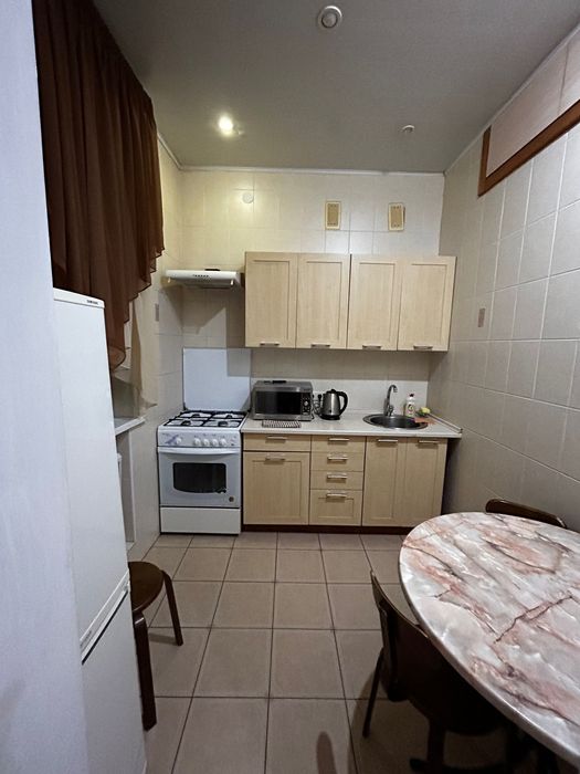 Посуточно в 200 метрах от жд вокзала-13-555.biz.ua