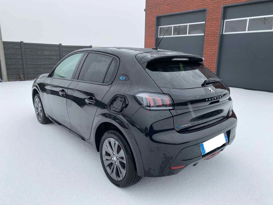 Peugeot 208 e-208 _ ELEKTRYK_ 2023 Rok _ LED, Navi, Kamera _ 2 Klucze _ 16.000km !