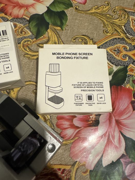 Крепление метал для планшетов и телефонов