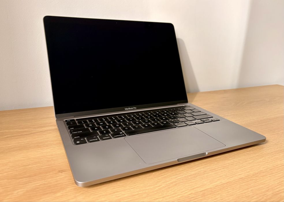 Apple MacBook Pro 13 M1 2020 8GB 256GB - jak nowy