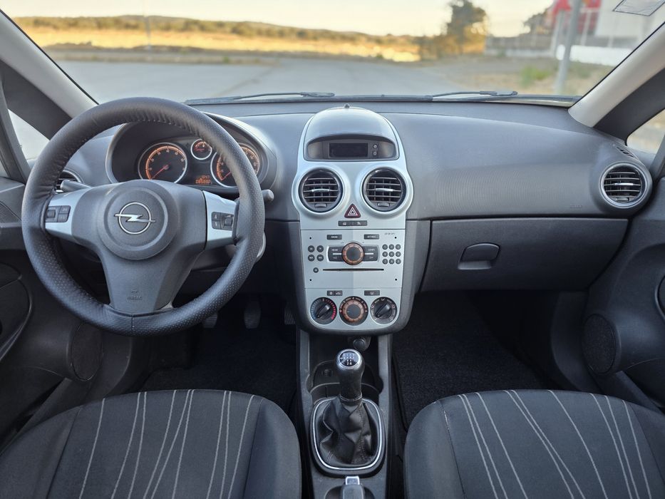 Opel  Corsa D 1.2 *85.000km* (2009)