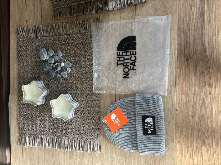 Szara czapka zimowa The North Face
