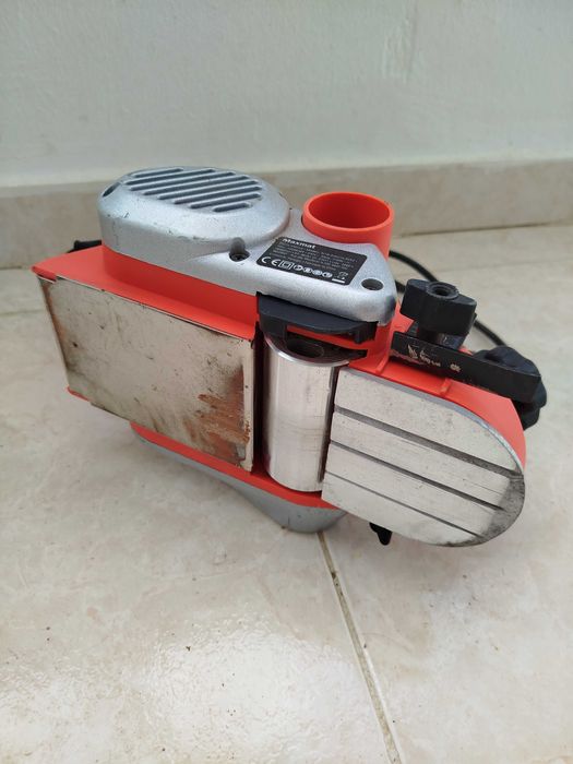 Plaina elétrica pouco uso