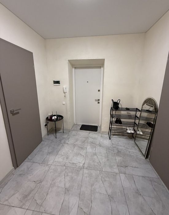 Продам Виставка 1кв 49м 2/10 Ремонт