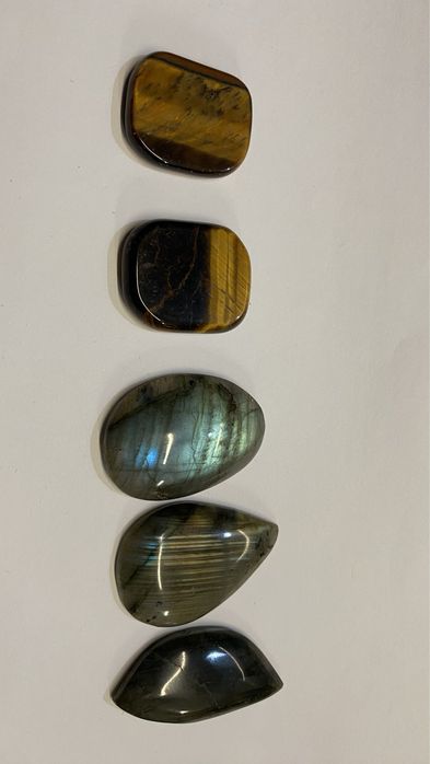 Olho de tigre e labradolite