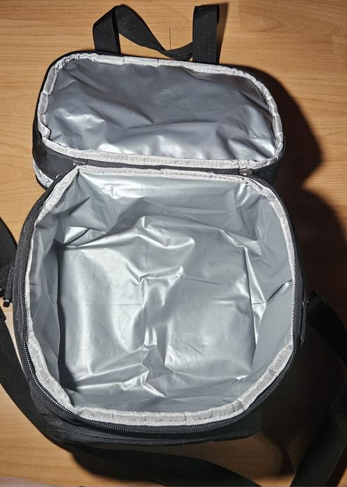 Lancheira preta grande