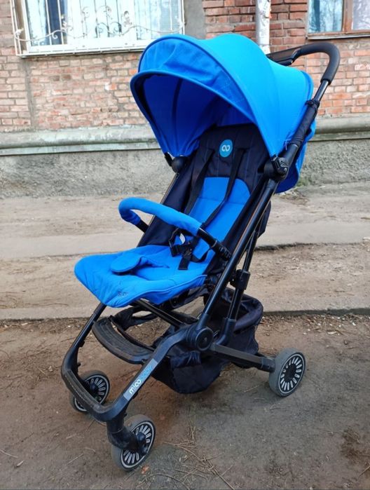 Продам легку коляску micro baby surf
