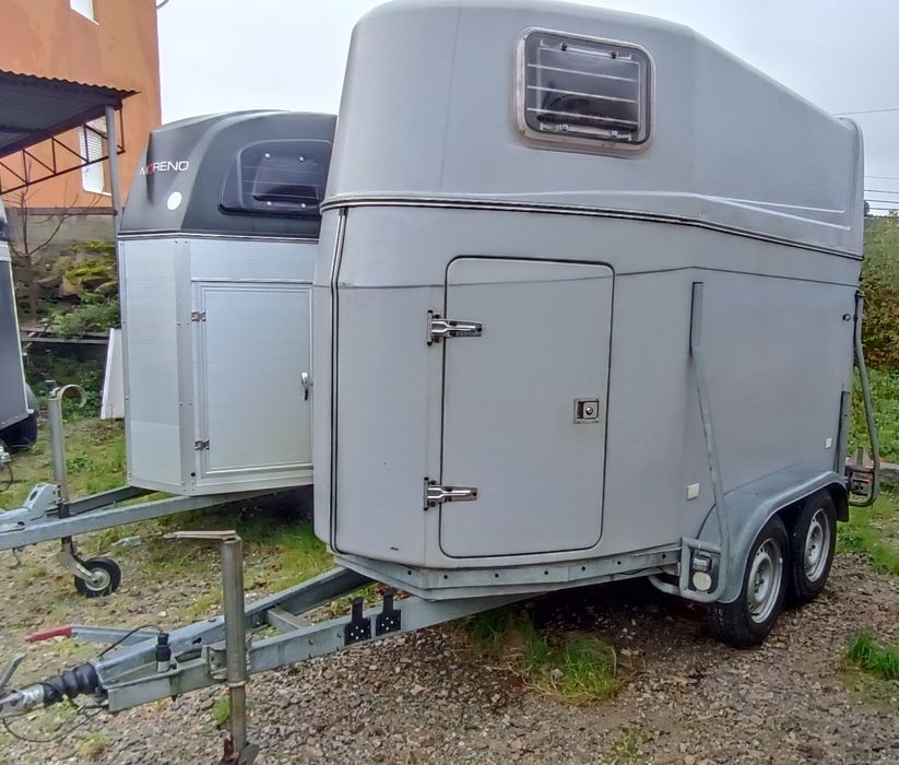 Atrelado Reboque Roulote cavalos